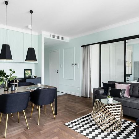 Montevideo Centrum 10 By Grand Apartments 소포트 외부 사진