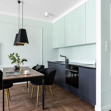 Montevideo Centrum 10 By Grand Apartments 소포트 외부 사진