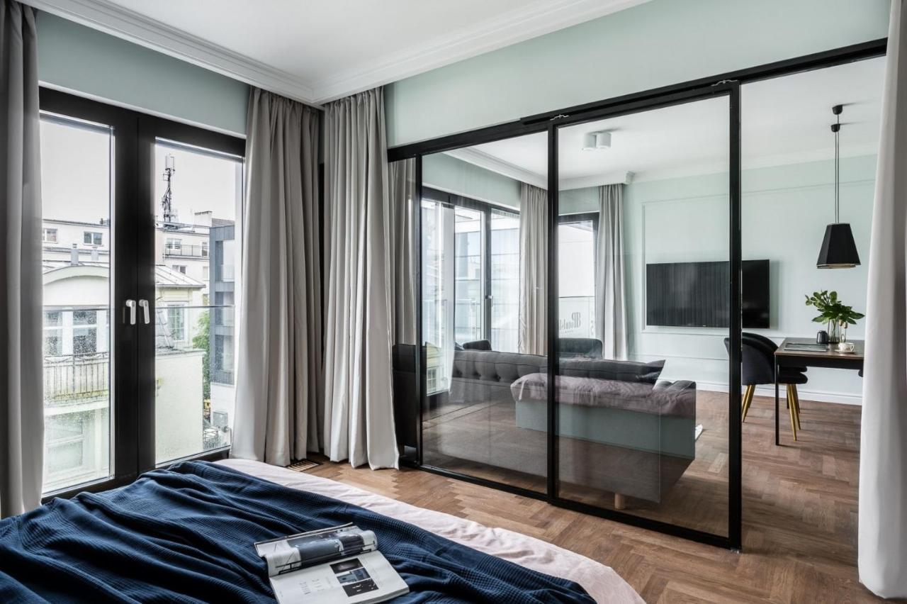 Montevideo Centrum 10 By Grand Apartments 소포트 외부 사진